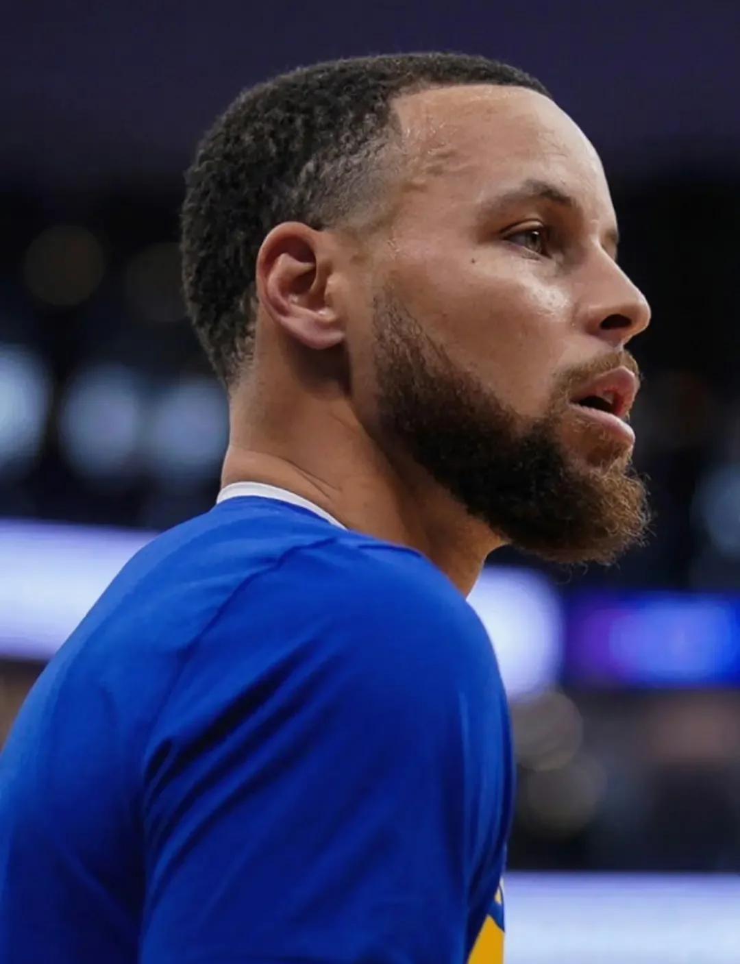 AYX-包含西亚卡姆巅峰对决，库里与30激战G2分钟，绝杀胜负难料！的词条